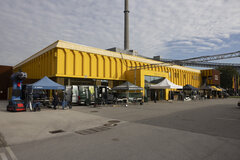 GMA Messe Gelbes Gebäude von außen
